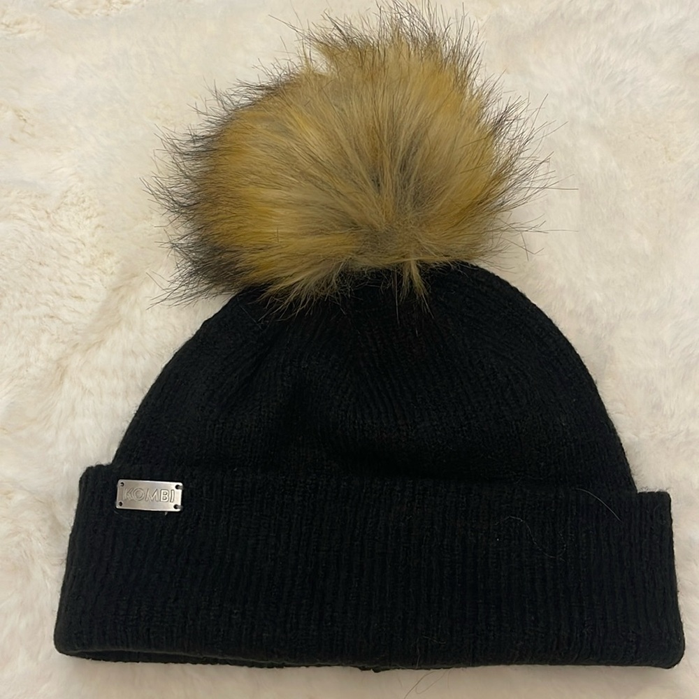 Kombi Pom fleece lined toque beanie